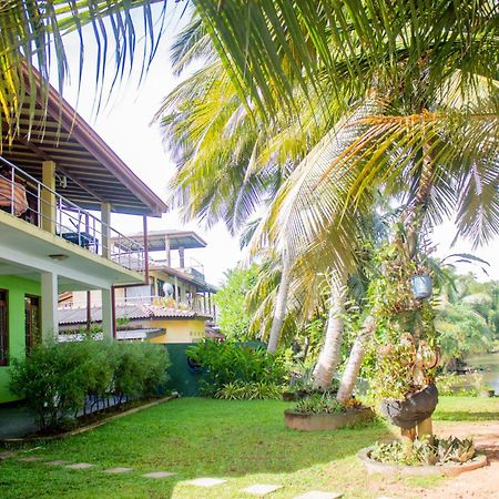 Mahi Villa Bentota Exteriör bild