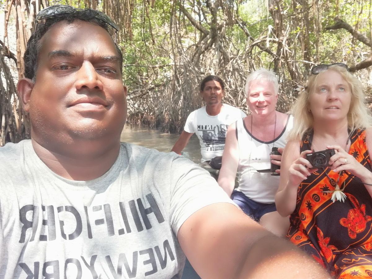 Mahi Villa Bentota Exteriör bild