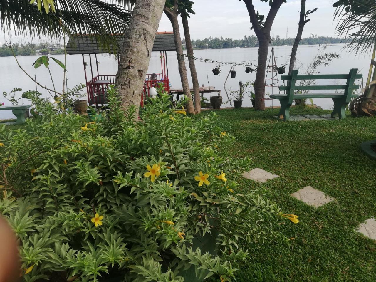 Mahi Villa Bentota Exteriör bild